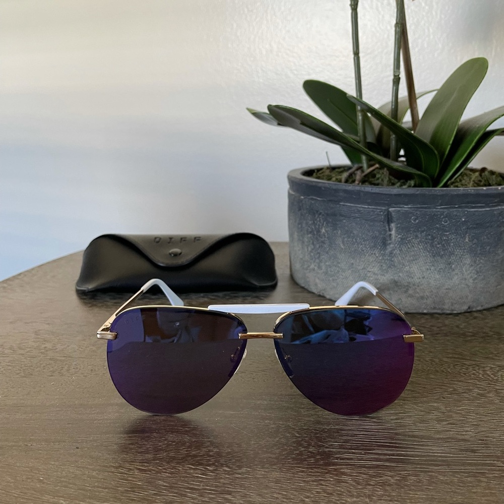 Diff Sunglasses - image 1